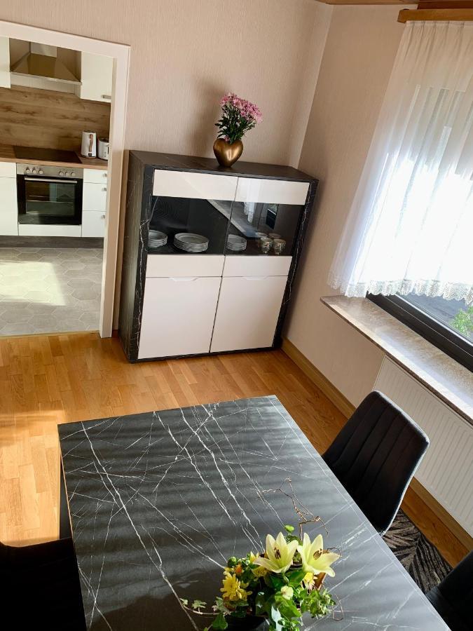Haus Nummer Vier Нойнкирхен Экстерьер фото